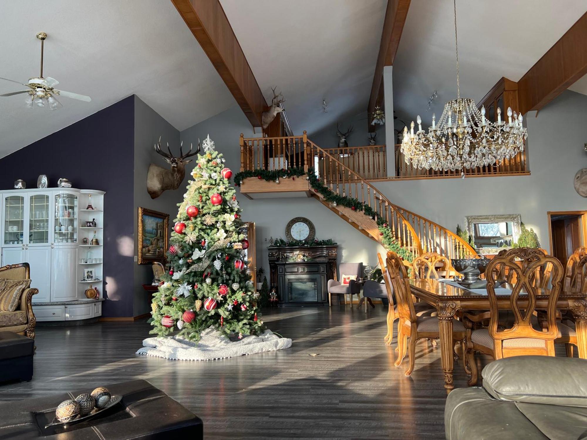 Rolling Hills Country Resort Bed And Breakfast Three Hills Екстериор снимка
